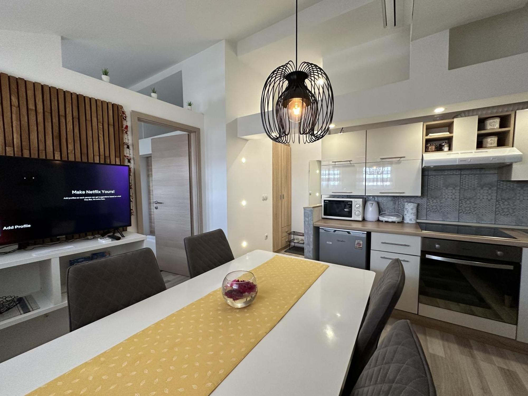 Albert Apartments Zagreb Airport ヴェリカ・ゴリツァ エクステリア 写真