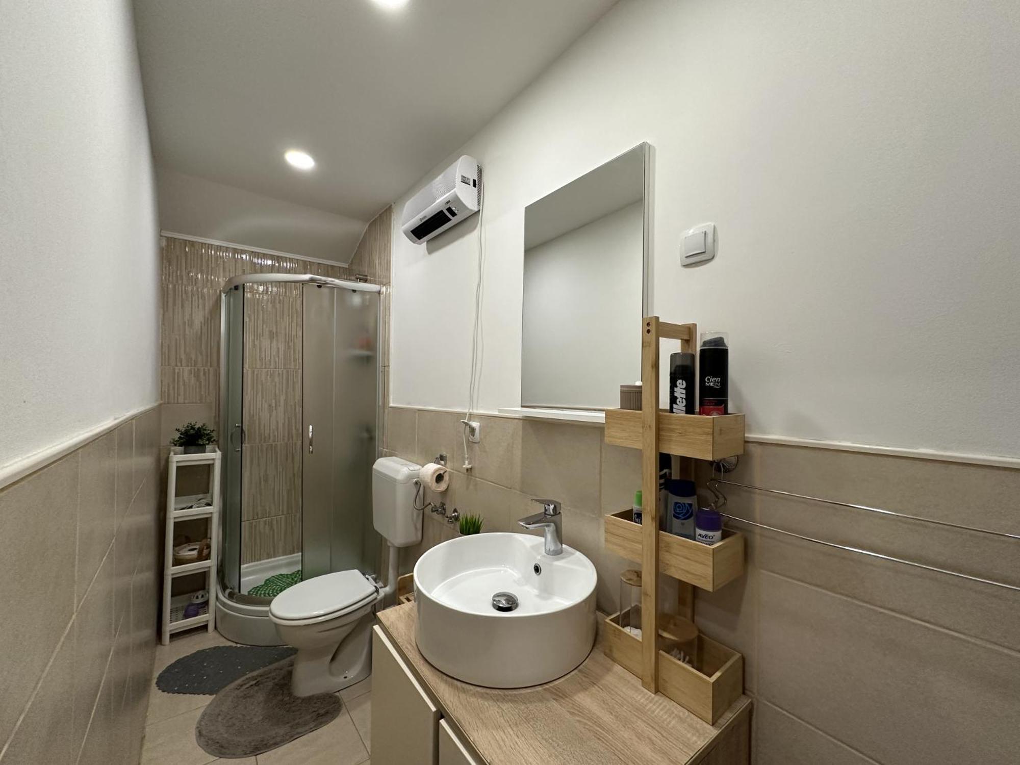 Albert Apartments Zagreb Airport ヴェリカ・ゴリツァ エクステリア 写真
