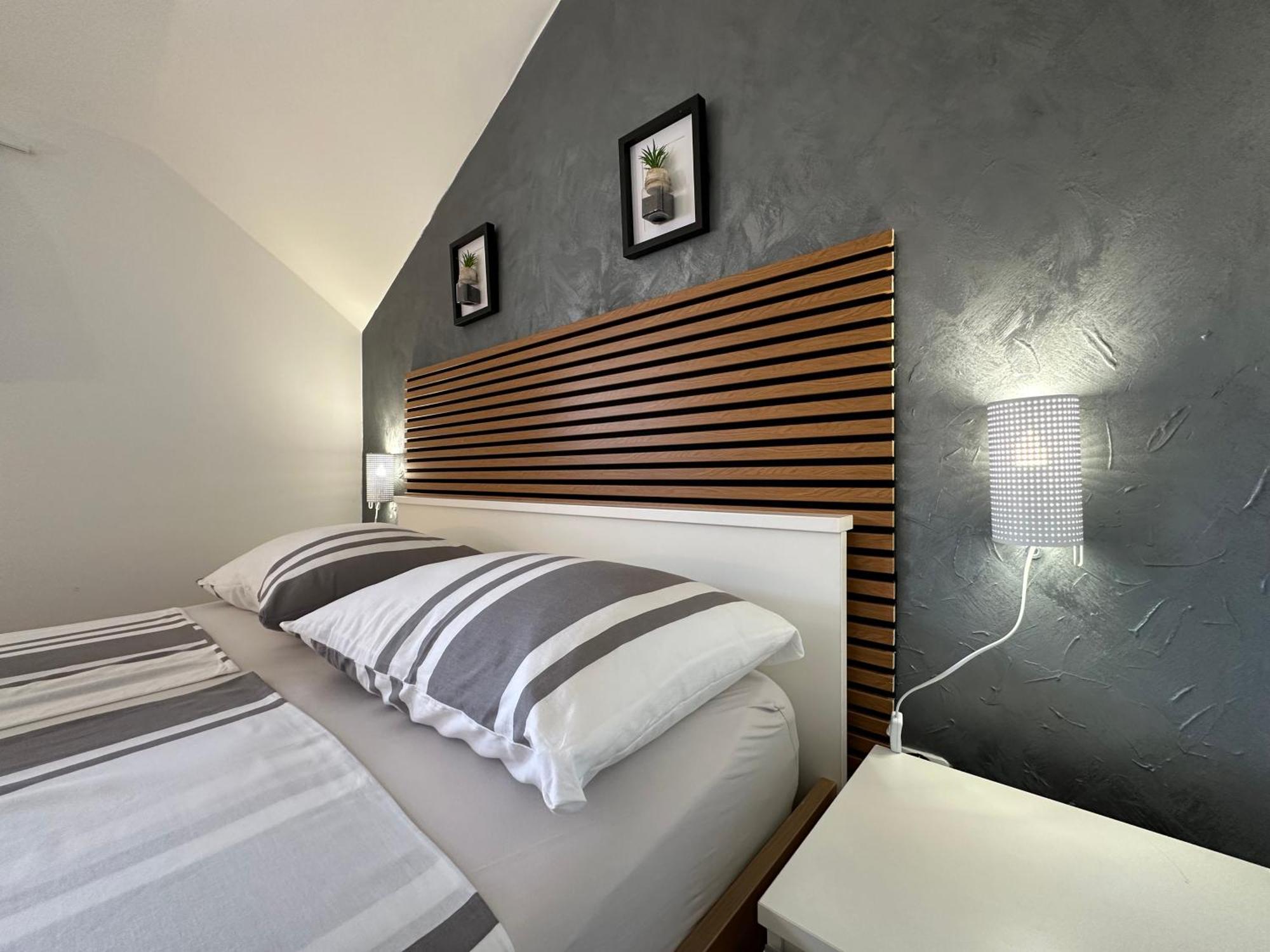Albert Apartments Zagreb Airport ヴェリカ・ゴリツァ エクステリア 写真