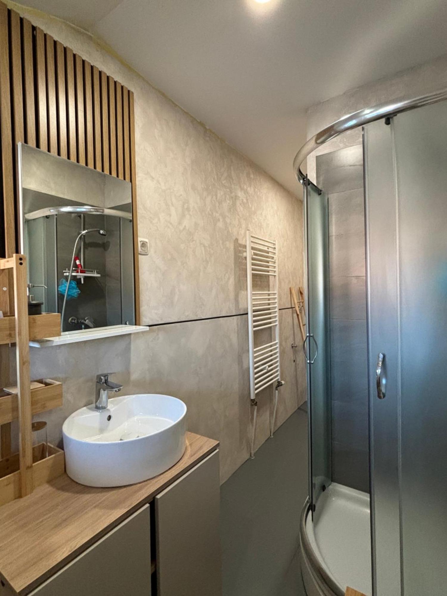 Albert Apartments Zagreb Airport ヴェリカ・ゴリツァ エクステリア 写真